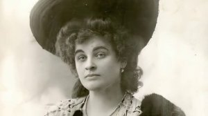 Тэффи, "Свои и чужие"