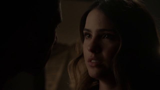 Скотт и Малия впервые целуются. Волчонок. 6 сезон. 16 серия смотреть онлайн