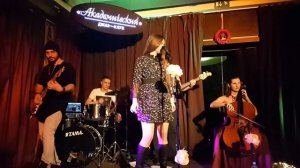 Евгения Рыбакова (Обними Кита) - Не забыть забыть