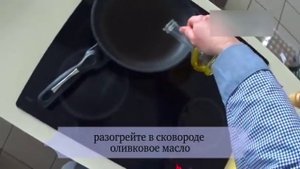 Зеленый борщ с курицей и щавелем