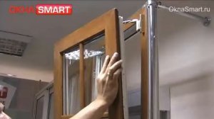 Что делать, если створка окна повисла на одной петле