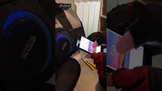 Хайповый подарок коллеге, другу или мужу - сумка для инструментов с водонепроницаемым ВТ-динамиком смотреть онлайн