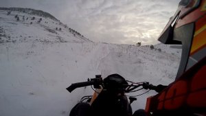 Перевернул Снегоход в горах. Снегоход Racer SM300. Обзор. Тест Драйв.