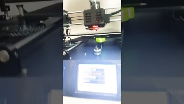 BLTouch bed sensor leveling in progress(Auto Bed Leveling) - Anycubic i3 Mega/ Mega s смотреть онлайн