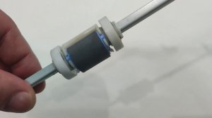 RC2-1128 Вал узла захвата в сборе HP M1132