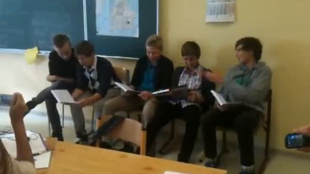 8 В на английском смотреть онлайн