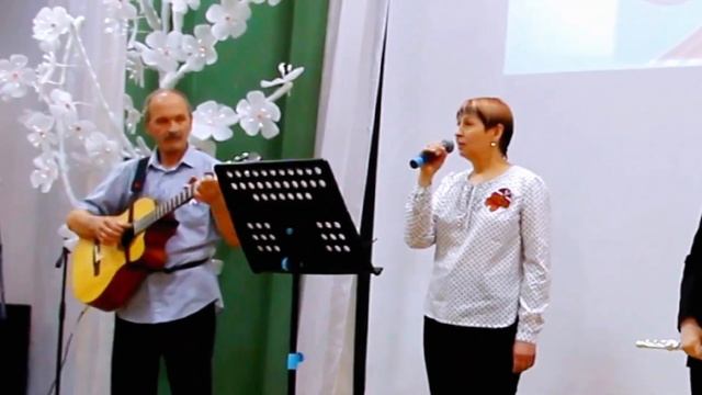 Одинокая гармонь