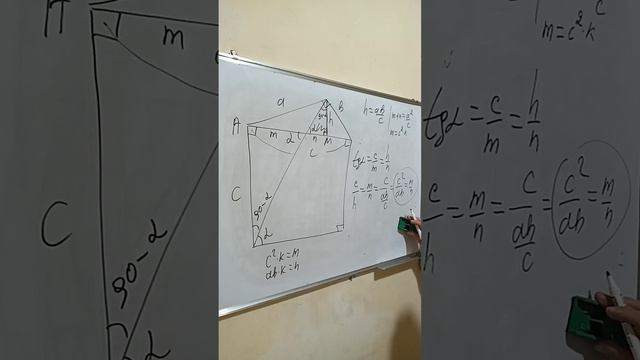 @Квадрат  и прямоугольный треугольник найти угла тангенс алфа(tg) #geometry смотреть онлайн