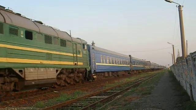Тепловоз 2ТЭ116-1205 рзд. Половинкино смотреть онлайн