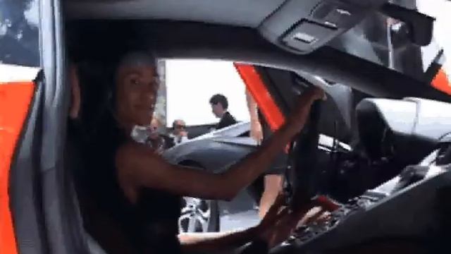 autolady.avi смотреть онлайн