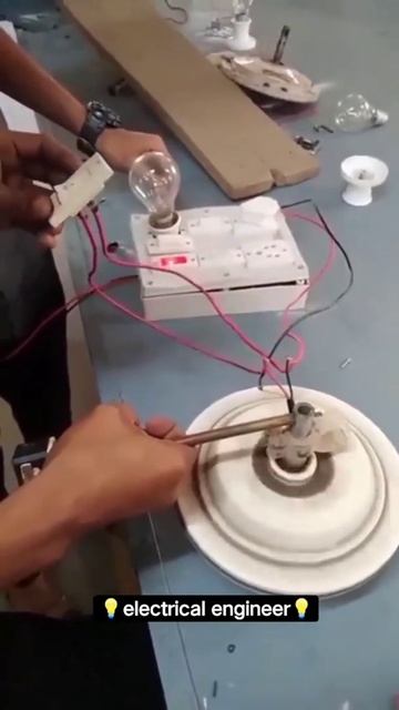 CEILING FAN смотреть онлайн