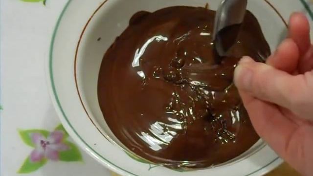 Украшения из шоколада  шоколадные листочки