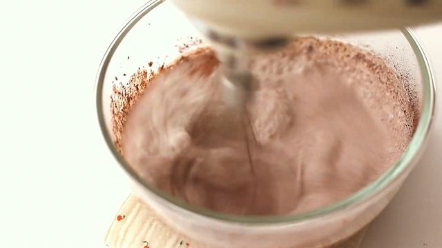 초콜릿 없이 맛있는 초코케이크 만드는 방법/ 초코우유케이크 /초코제누아즈/초코 케이크 레시피/chocolate cake смотреть онлайн