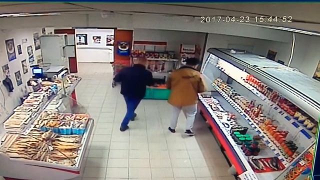 КРАЖА КОЛБАСЫ В г. НОЯБРЬСКЕ смотреть онлайн