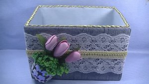 Самодельный бюджетный декор картонной коробки .