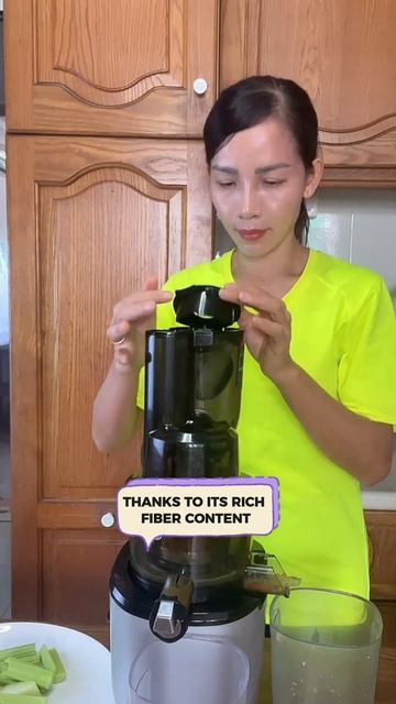 GreenVitality Natural Detox green apple, cerely, cucumber #shorts смотреть онлайн