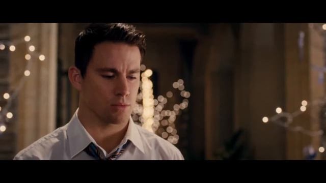 Как тяжело смотреть на тебя и понимать, что должен уйти... © Лео "Клятва" (2012) смотреть онлайн