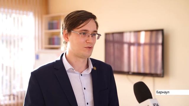 Всё больше алтайских школьников получают круглосуточный доступ к библиотечным ресурсам смотреть онлайн