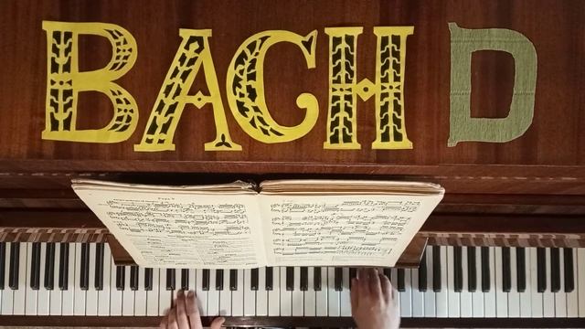 И. С. Бах ХТК I том. Фуга D-dur. Крайние голоса. Тема схема