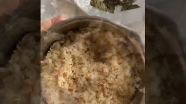 Салат со вкусом роллов😍😋#shorts смотреть онлайн