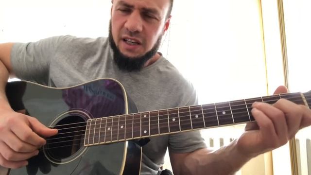 Алихан Амхадов - Аккорды "Блеск зеленый хрусталь" полный разбор песни смотреть онлайн