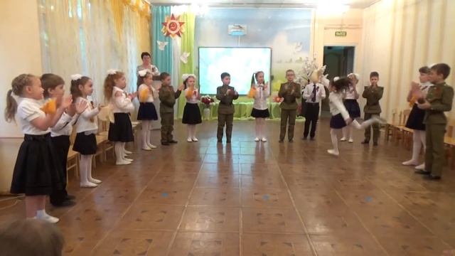 Танец к празднику День Победы смотреть онлайн