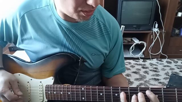 Урок 6 Практика трезвучий на грифе смотреть онлайн