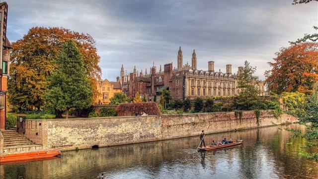 Cambridge English Test || Listening || Part 2 смотреть онлайн