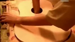 Как делают классические гитары