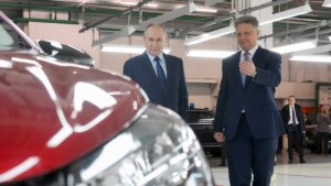 Путин посетил завод АвтоВАЗ в ходе рабочей поездки в Самарскую область