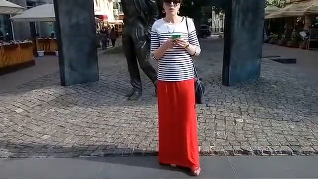 Анастасия Дубова По улице моей (Белла Ахмадулина) смотреть онлайн