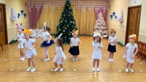 Новогодняя песня зверей «В новогоднем лесу»