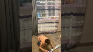 Как надо делать морковку из полотенца