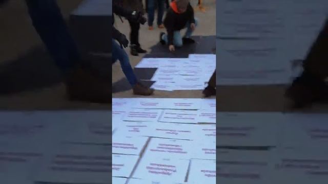 Акция Русского Союза Латвии в память о необоснованных закрытия русских школ в Латвии. Рига 22.11.18 смотреть онлайн