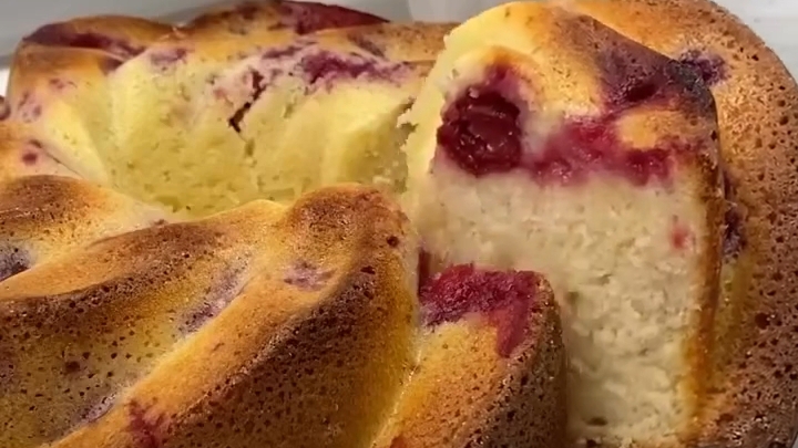 КЕКС с вишней...🧁🍒☕😋    Рецепт в описании ✍️