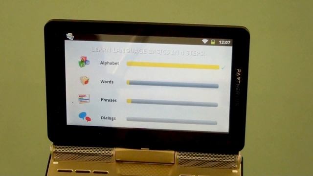 ECTACO Partner LUX Portable Voice Translator, Travel Companion & Language Teacher. LUX/ER Talking.