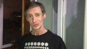 Зипуля: ОН ТУТ ЧТОБЫ ГОВОРИТЬ НА СВОЁМ ЯЗЫКЕ