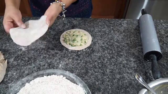 How to make roti: Stuffed Flatbread Recipe by Parkash смотреть онлайн