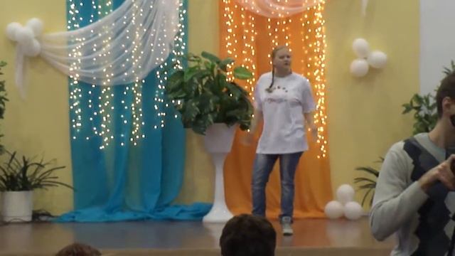 Девчонка.Жестовое пение.( Sign language singing ).