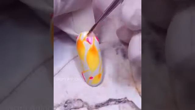 Осенний дизайн ногтей, ускоренный видео урок смотреть онлайн