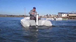 Moteur hors-bord électrique Haswing Comax 55 Lbs sur annexe gonflable DBI 270C