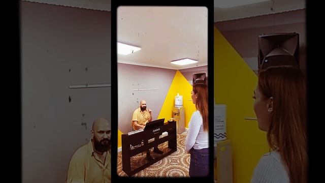 Уроки вокала, Виталий Голиков - Пробный урок, отслушиваем голос, анализируем и правим шероховатости