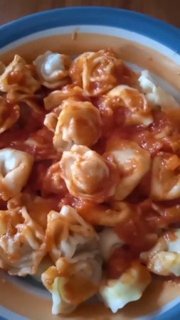 tortellini de jamón con salsa de tomate a la napolitana #tendencias