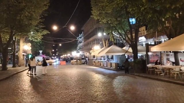 Одесса 5 минут назад! ЗЕМЛЯ ДРОЖИТ! БОМБЯТ ОДЕССУ! смотреть онлайн