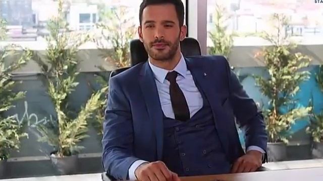 Говоря о своей дочери, Барыш Ардуч объяснил, что хотел, чтобы некоторые черты его лица напоминали Э смотреть онлайн