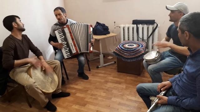 Помири базм смотреть онлайн