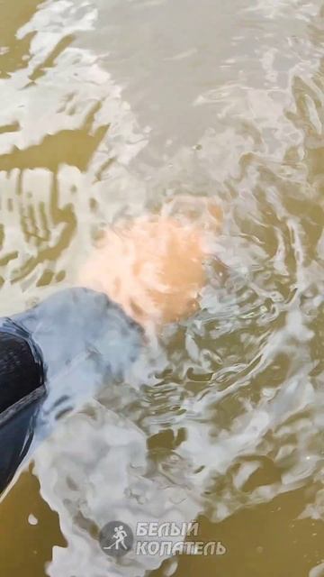 Смотрите что лежало на дне! Нашёл с металлоискателем XP Deus 2 смотреть онлайн