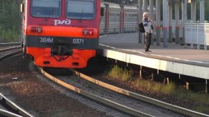 Электропоезда ЭД4М-371 и Аллегро. Станция Ланская.