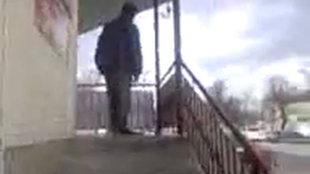 бомж заблудился смотреть онлайн