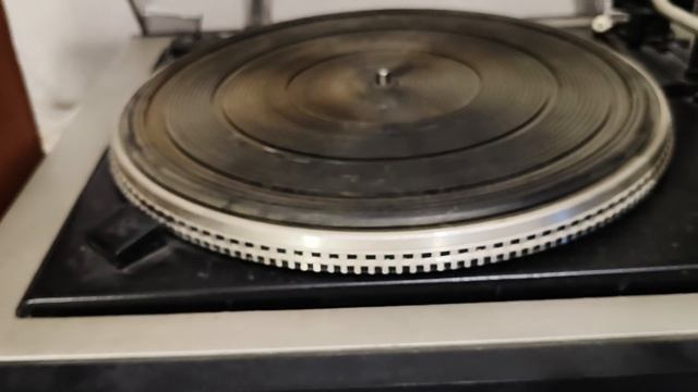 35 лет воздержания. Заведëтся или нет. Вега 109 стерео.